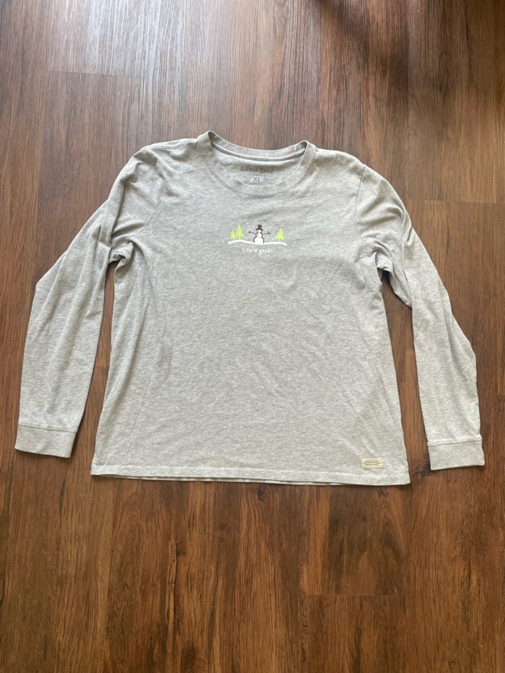 Life Is Good Crusher Long Sleeve Shirt Womens XL Gray Snowman Winter Snow